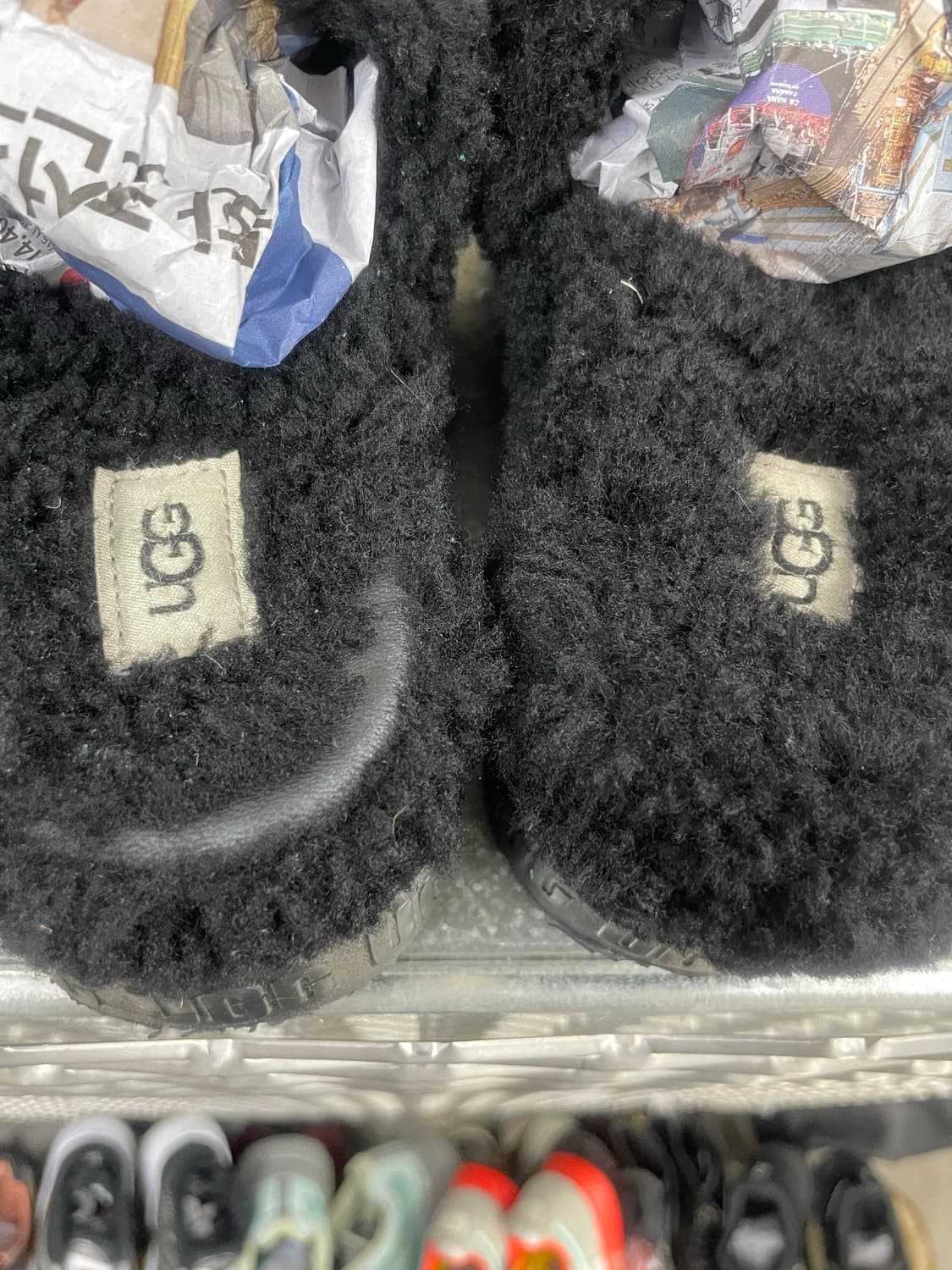 어그 플러피타 슬라이드 슬리퍼 블랙 230 상품이미지7