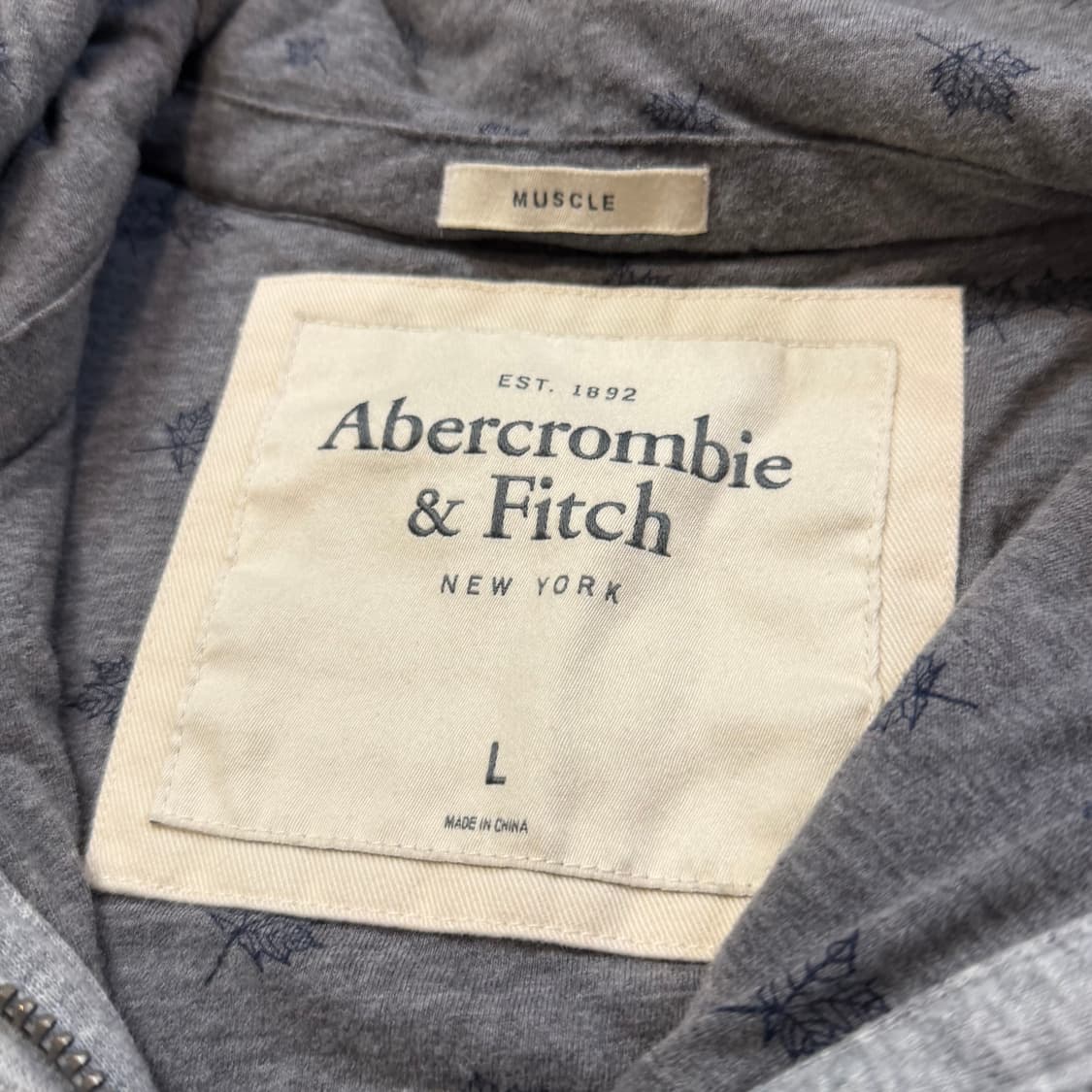 아베크롬비 사이드 패치로고 그레이 후드집업 상품이미지3