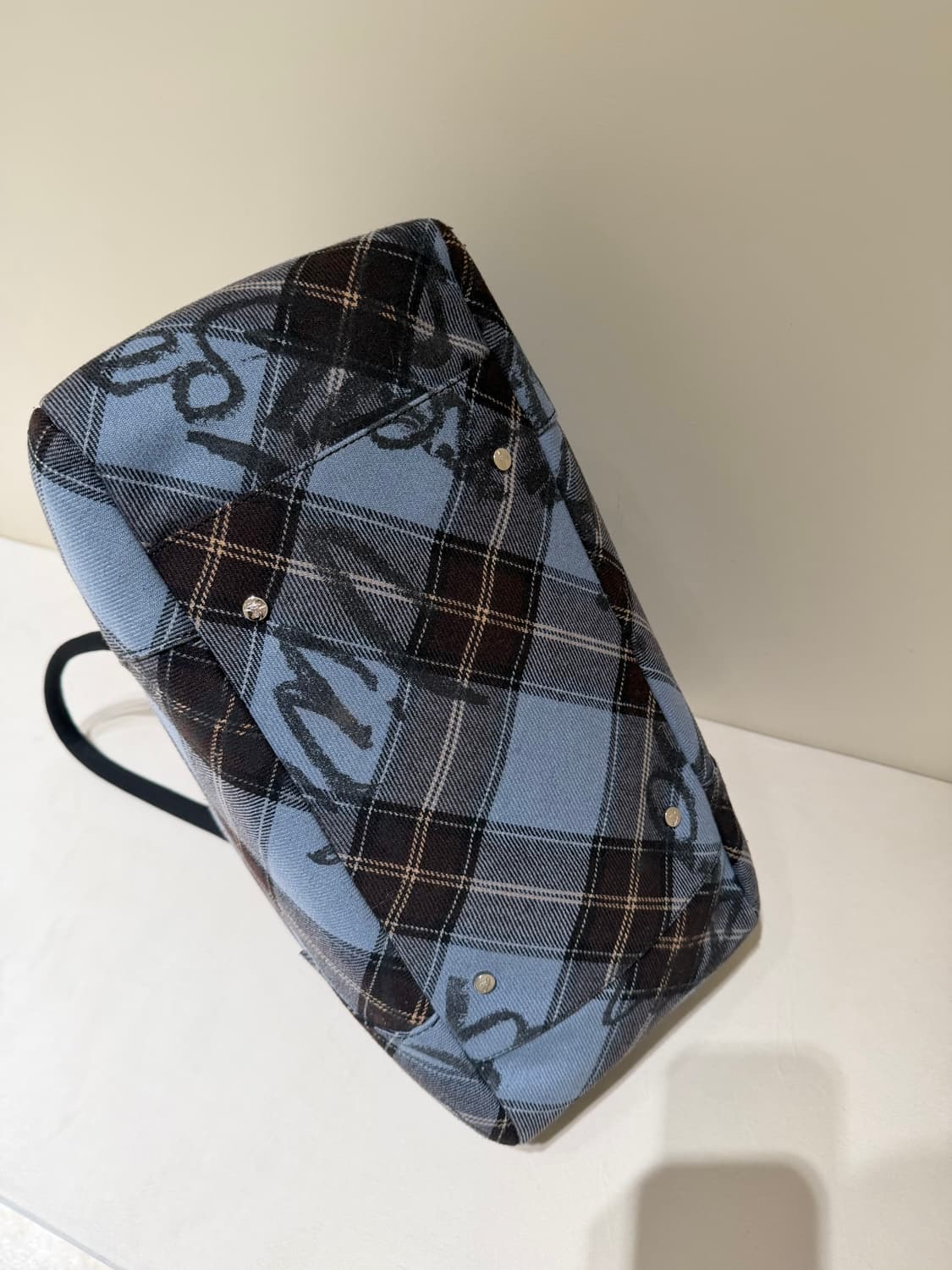 비비안웨스트우드 토트백 상품이미지5