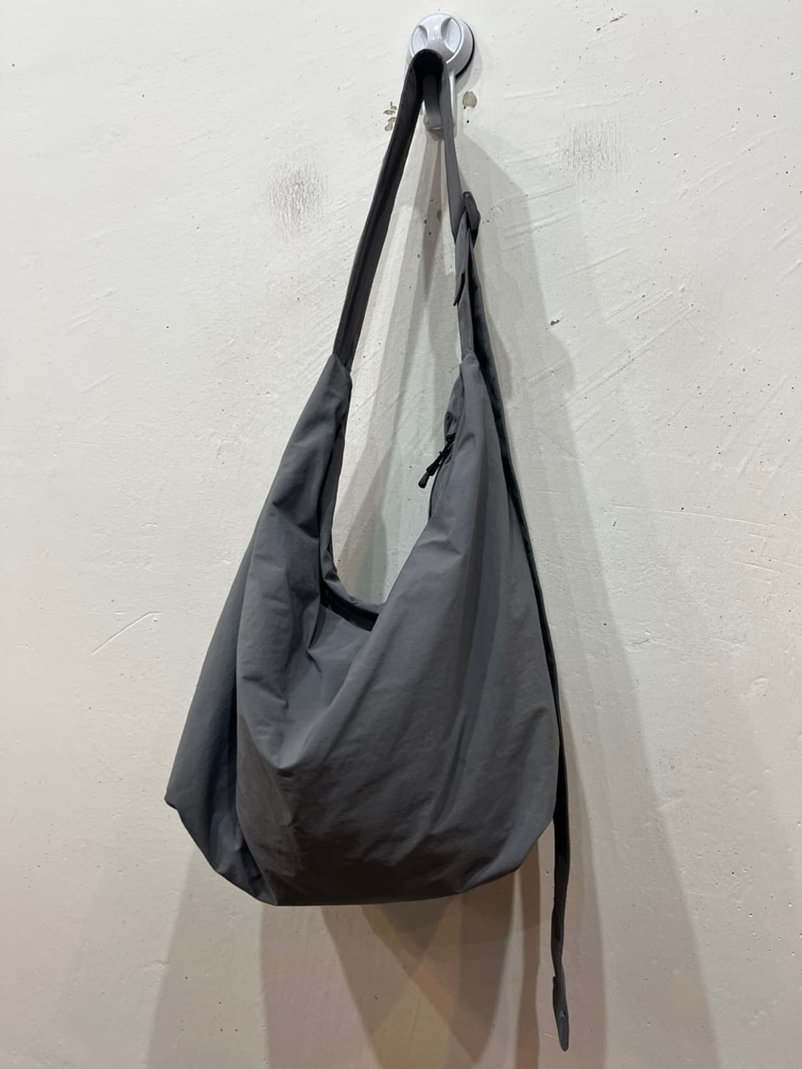 니코앤드 나일론 크로스백 상품이미지3