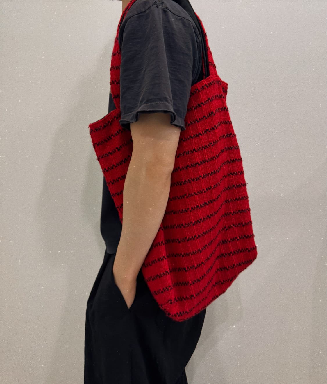 요지야마모토 울 스트라이프 레드 토트백 상품이미지1