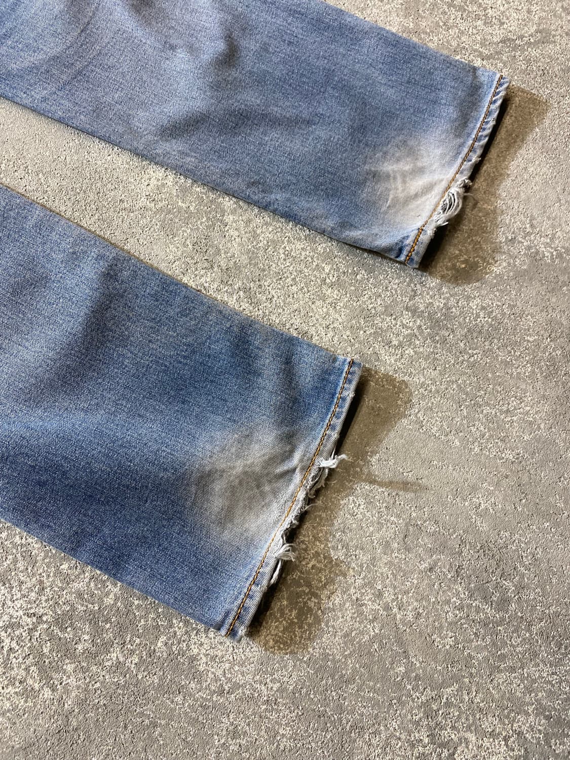 [32] Levi's 502 리바이스 레귤러핏 디스트레스드 데님팬츠 상품이미지8