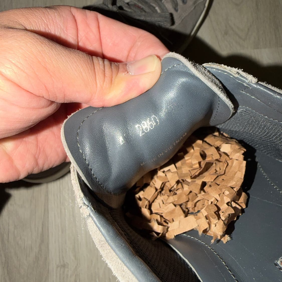 프라다 남성 스웨이드 로고 스니커즈 그레이 7.5 (270) 상품이미지8