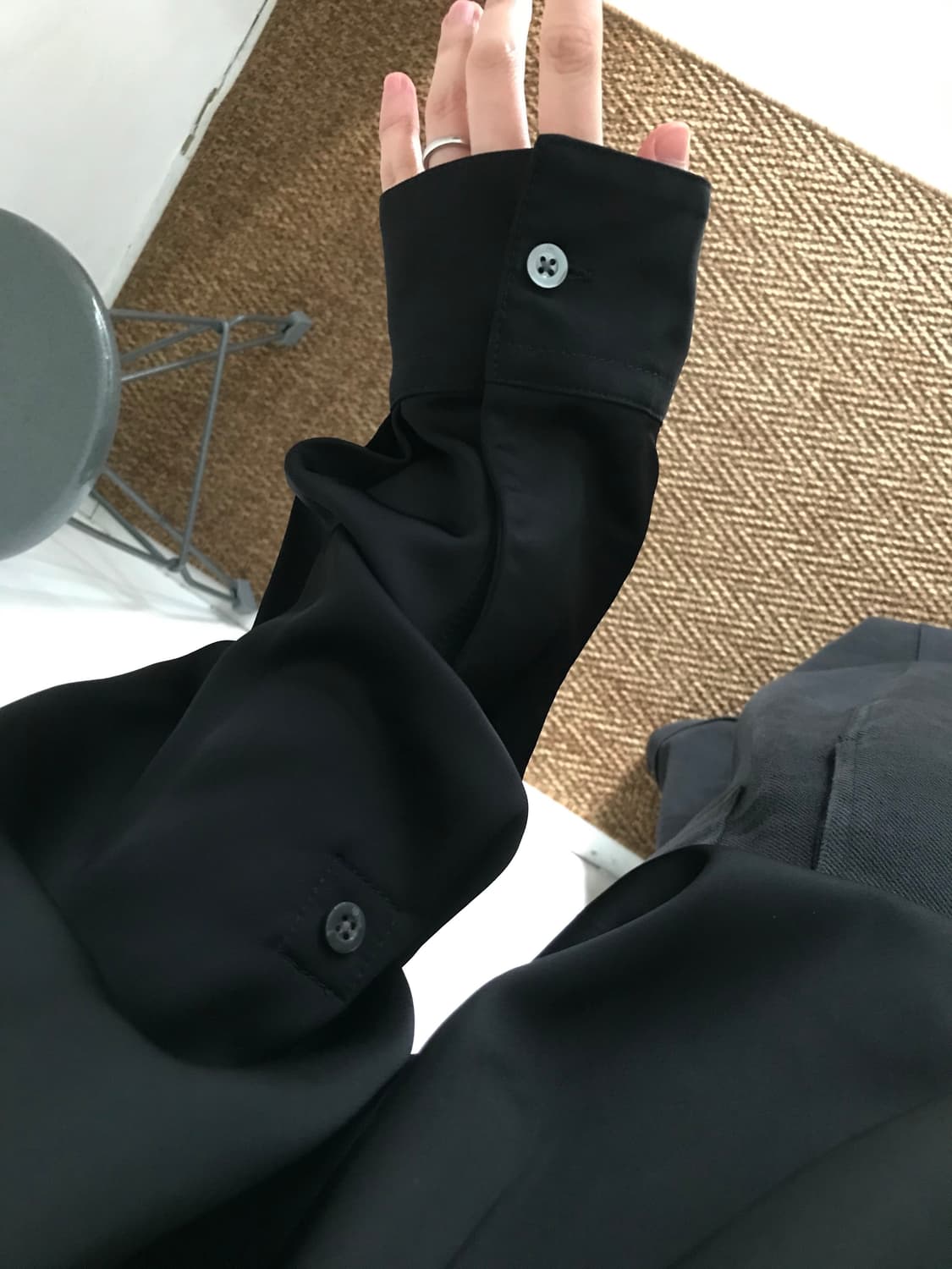 black drape blouse 상품이미지6