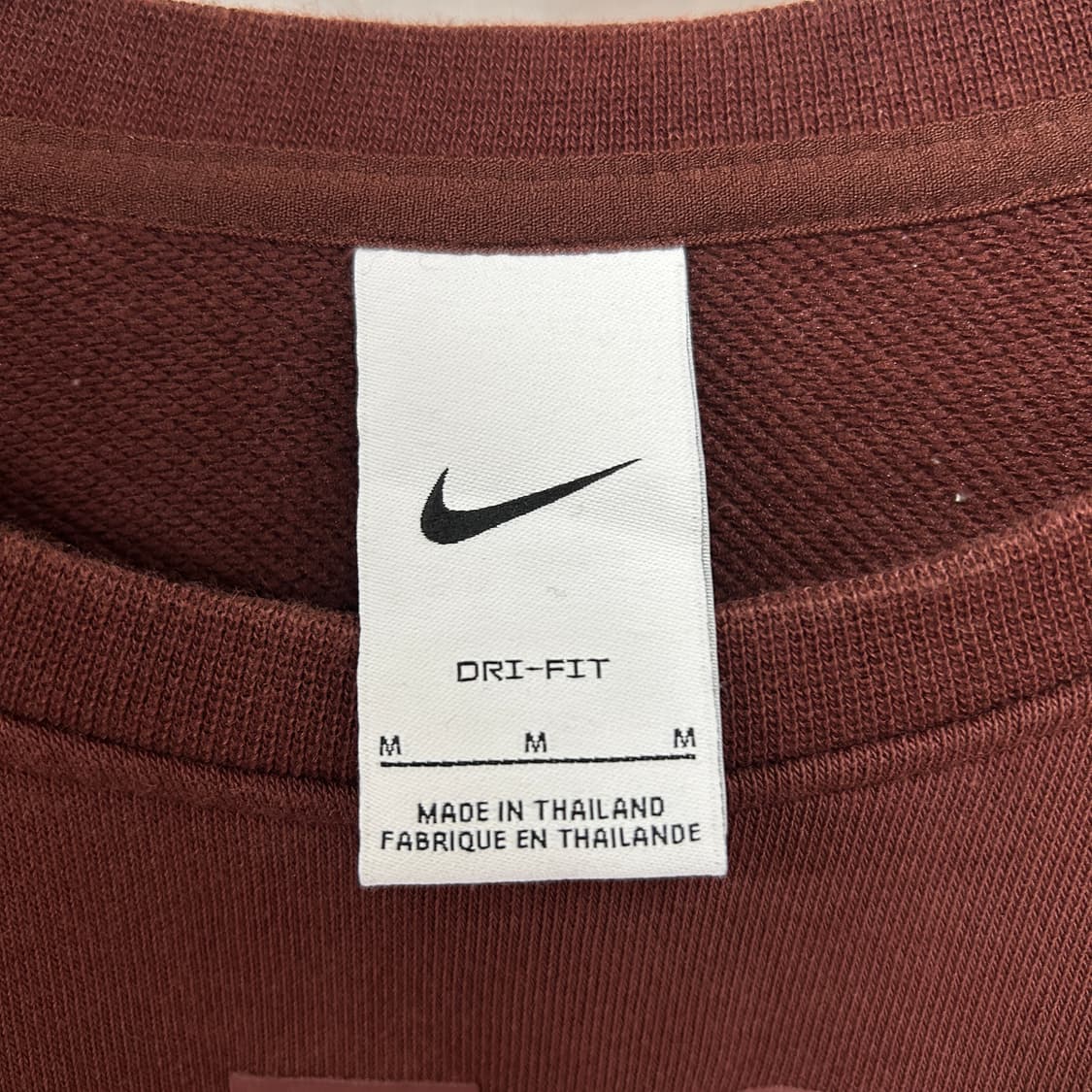 나이키 우먼스 드라이핏 겟 핏 크롭 맨투맨 브라운 상품이미지6