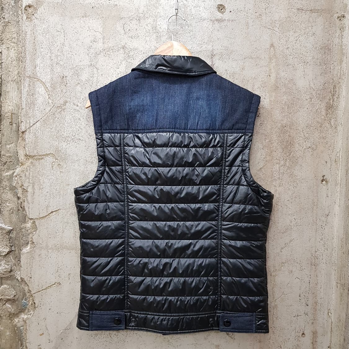 잭앤존스 Y2K 경량 패딩 베스트 175/96A사이즈 상품이미지2