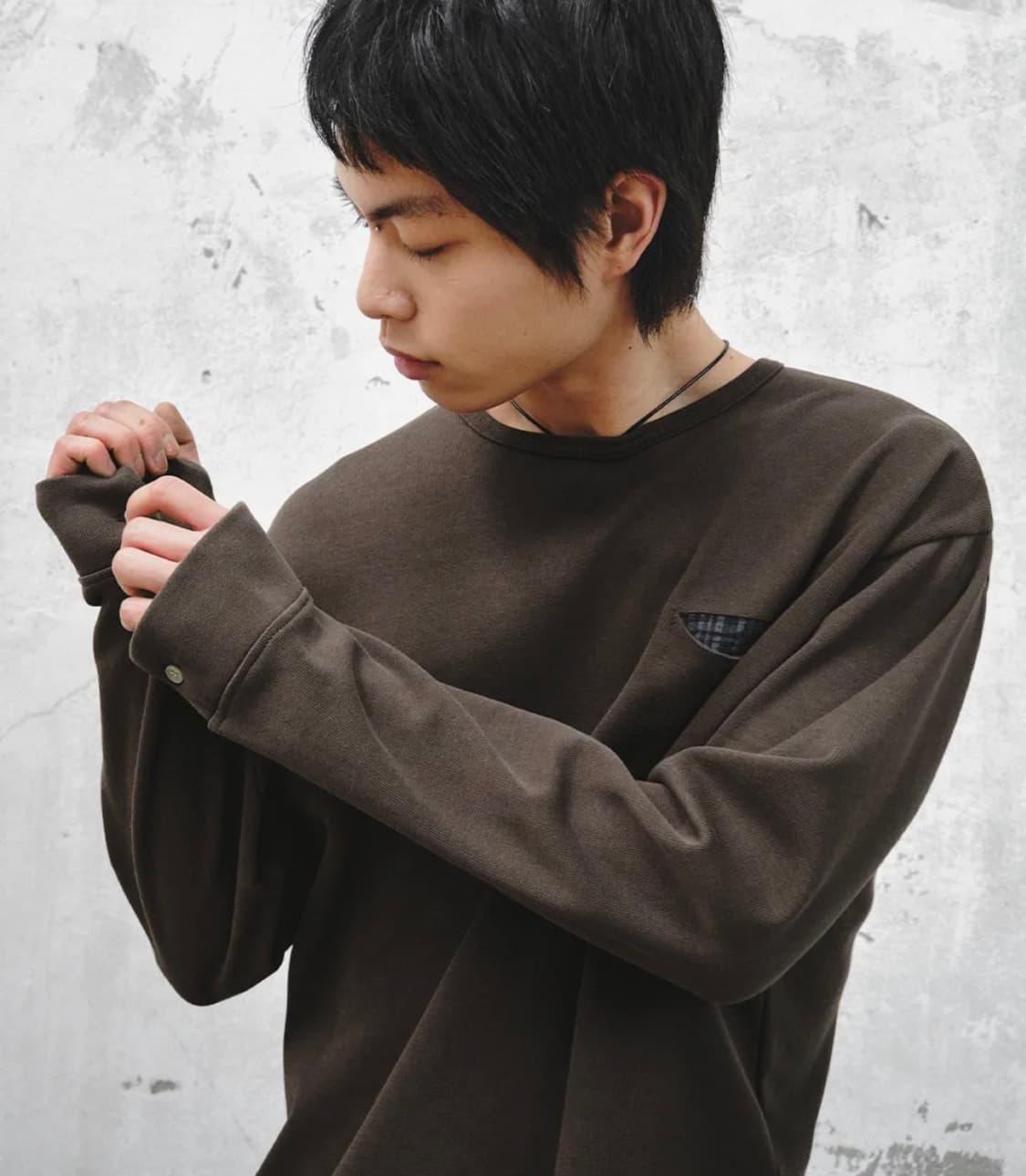 인템포무드 체크인 포켓 롱슬리브 브라운 M size 상품이미지3