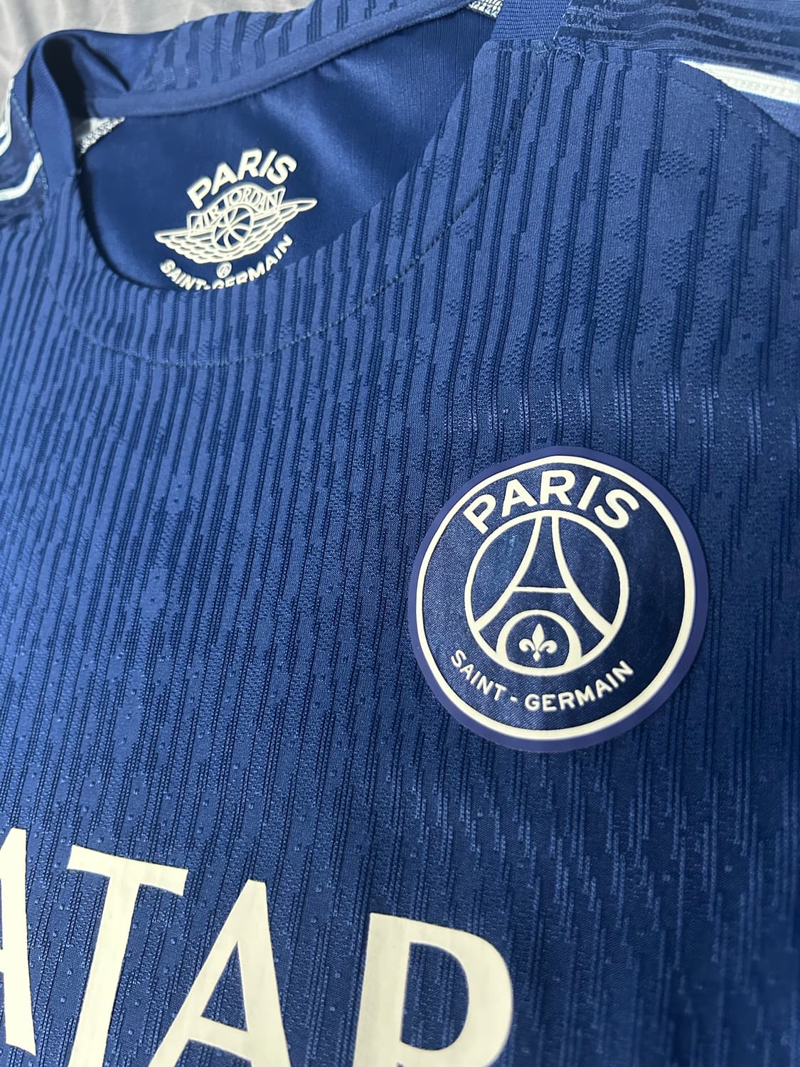 24/25 psg 파리생제르망 4th 조던 어센틱 유니폼 상품이미지4