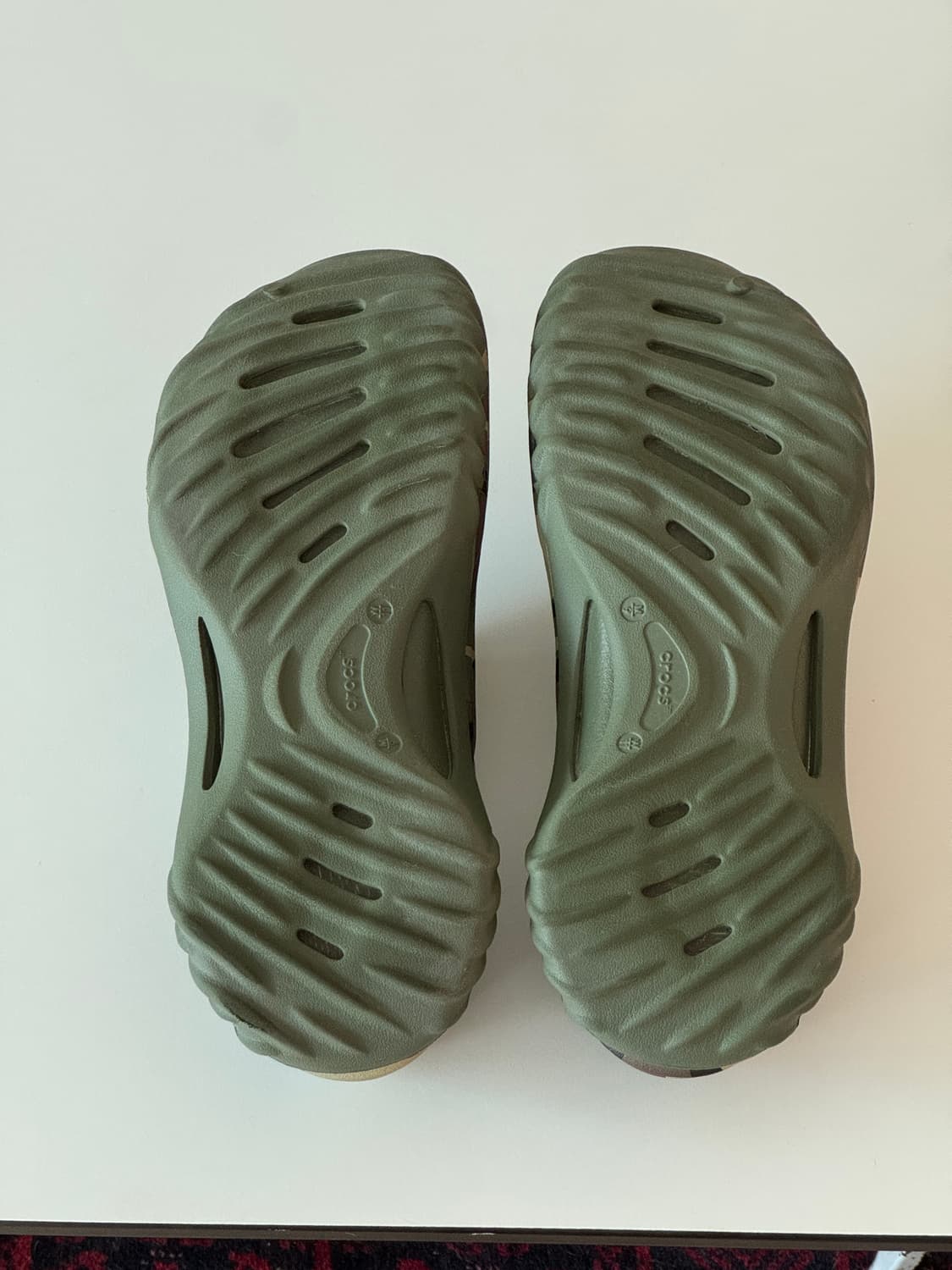 [270] 크록스 에코 카모 웨이브 212044-3TC 클로그 밀리터리  상품이미지4