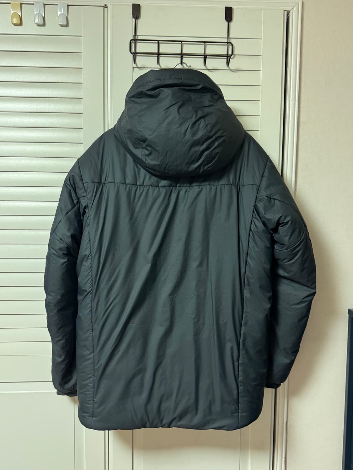 아크테릭스 누클리아이 SV 파카 그래파이트 L 상품이미지2