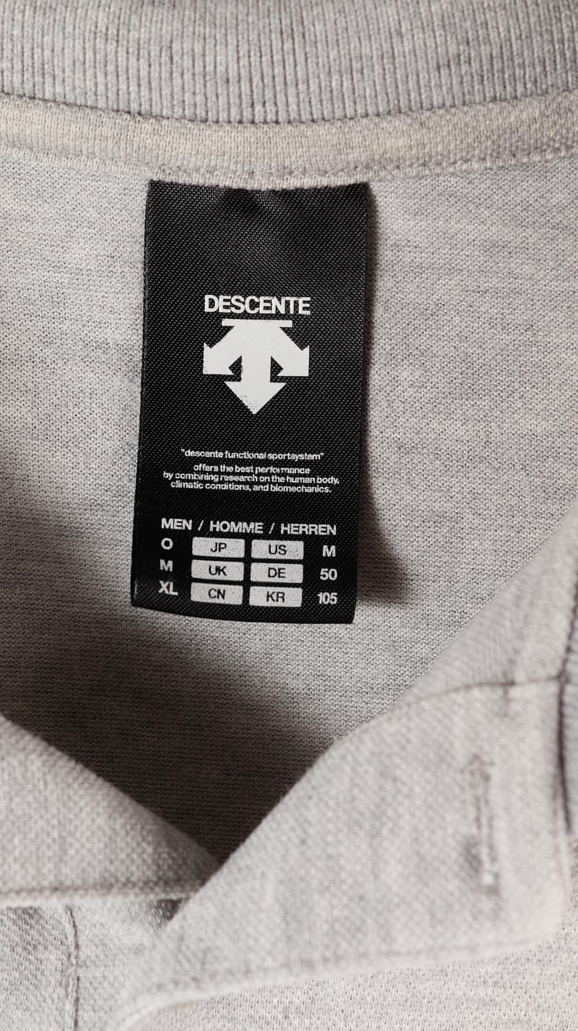 데상트 회색 카라티 상품이미지5