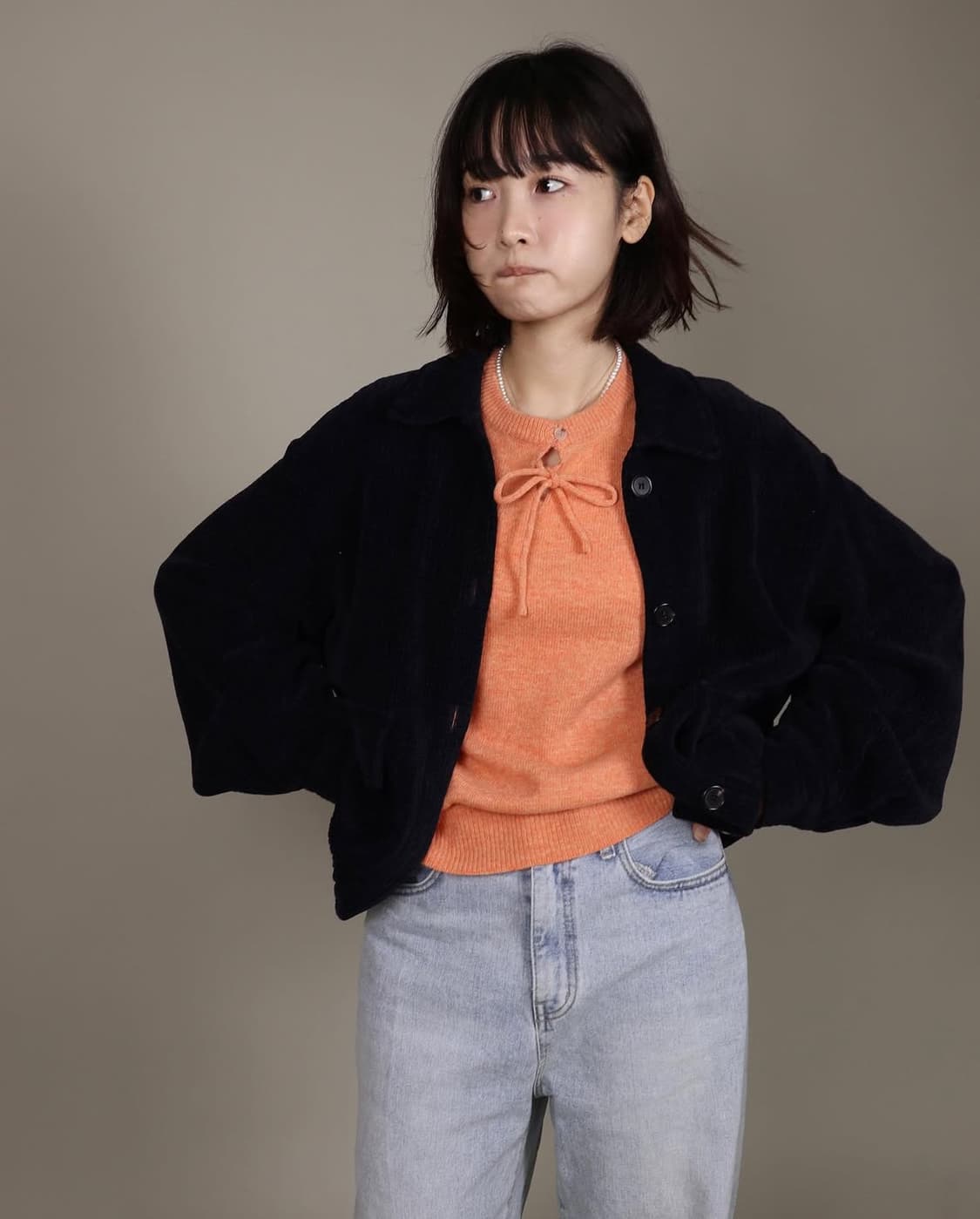 쉬이즈큐트 베지스웨터 캐럿 색상 팝니다 상품이미지1