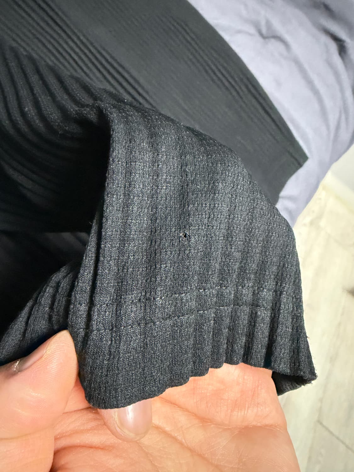 옴므플리세 후드집업 블랙 3 상품이미지2