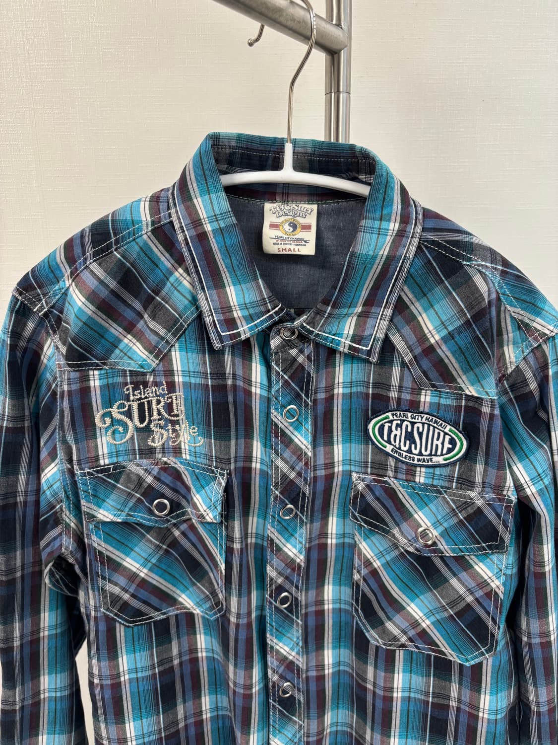  t&c surf 와펜 포인트 블루 체크 셔츠 상품이미지2