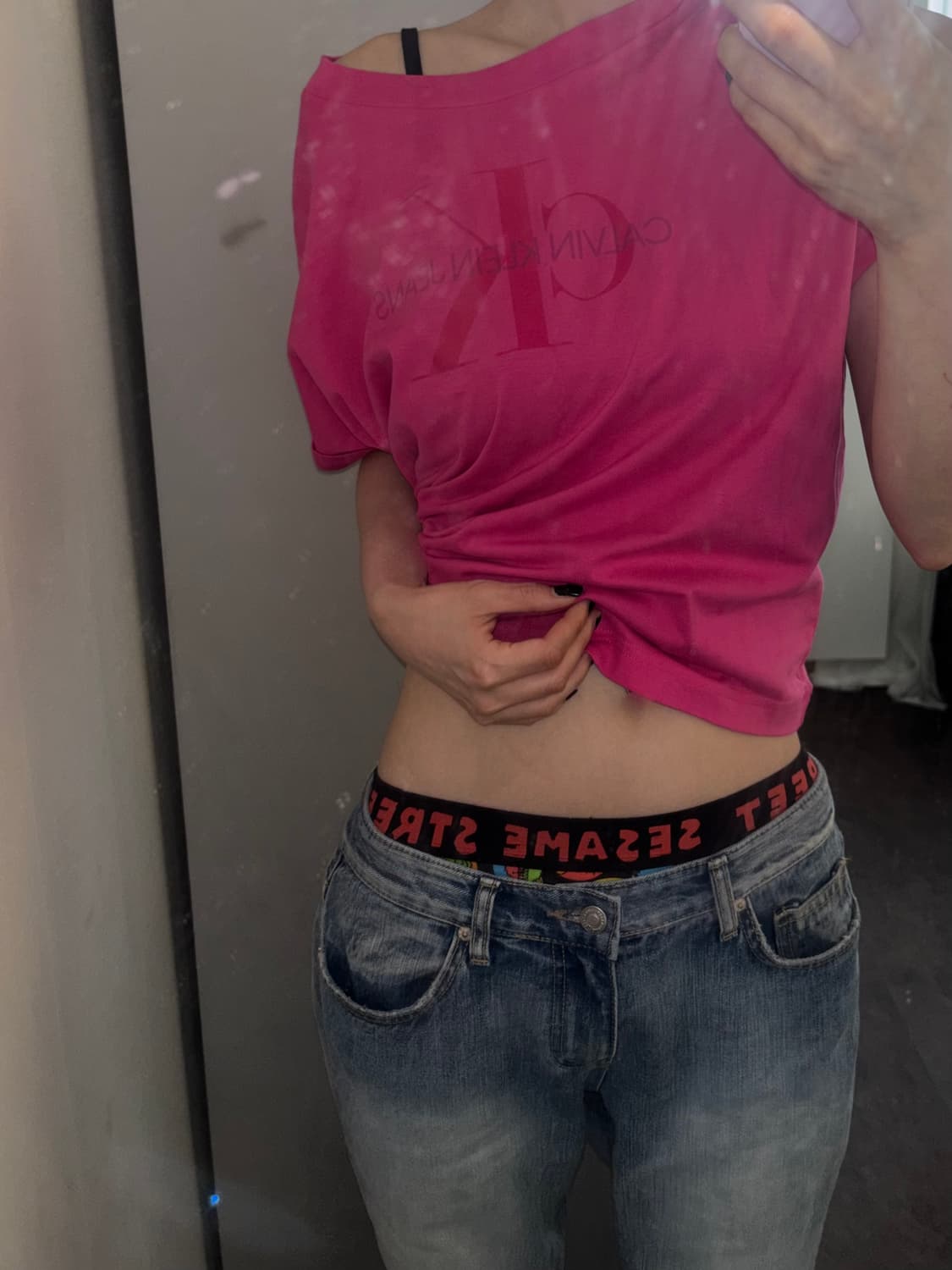 Y2K 핫핑크 캘빈클라인 크롭 반팔 상품이미지1