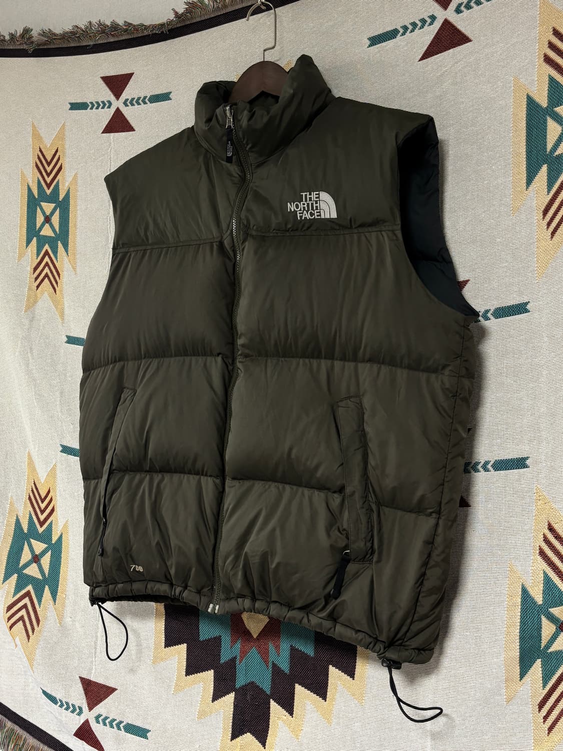 노스페이스 센터 로고 조끼 패딩 카키브라운 XXL 상품이미지2
