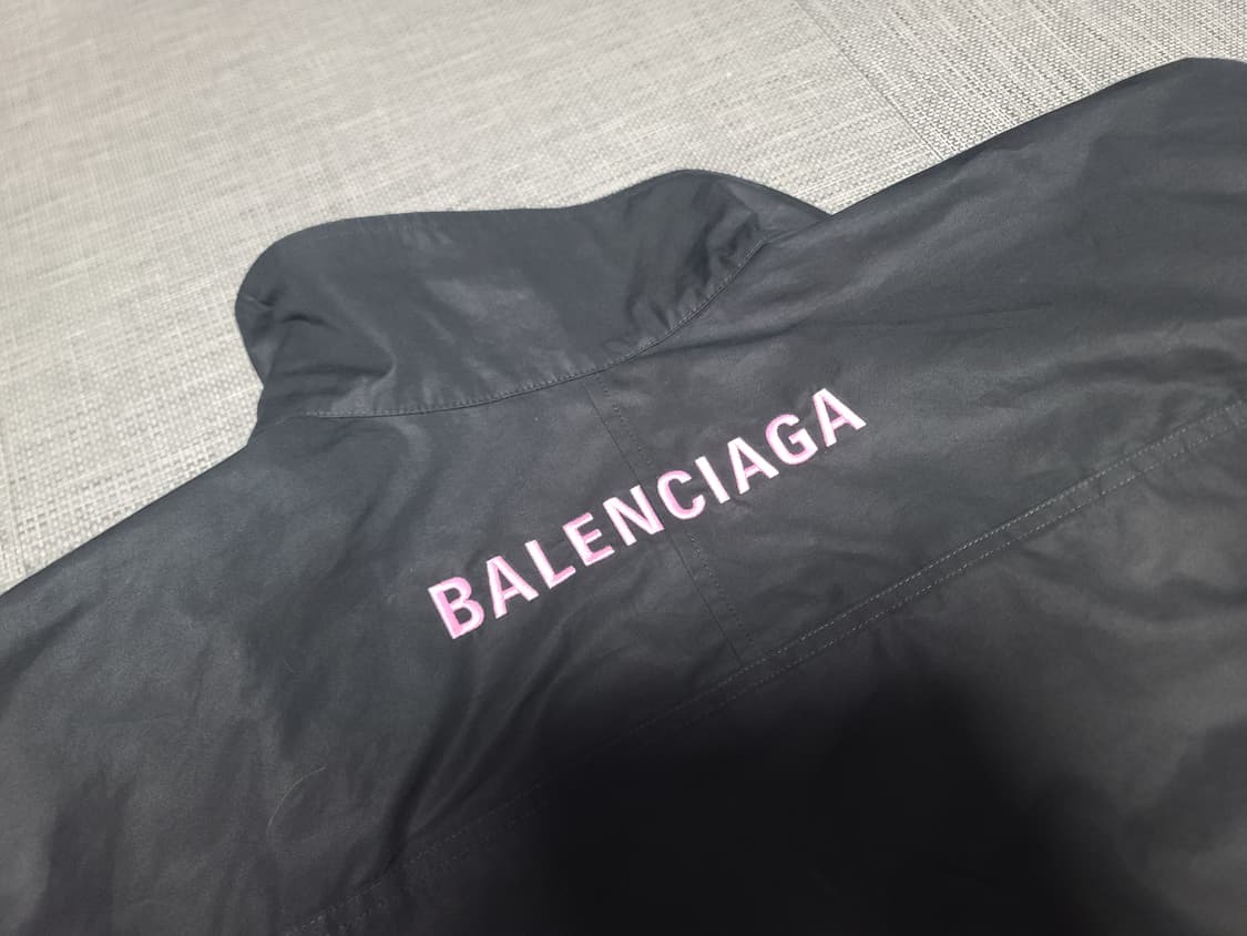 발렌시아가 하이넥 오버핏 자켓 48 110~ 상품이미지6