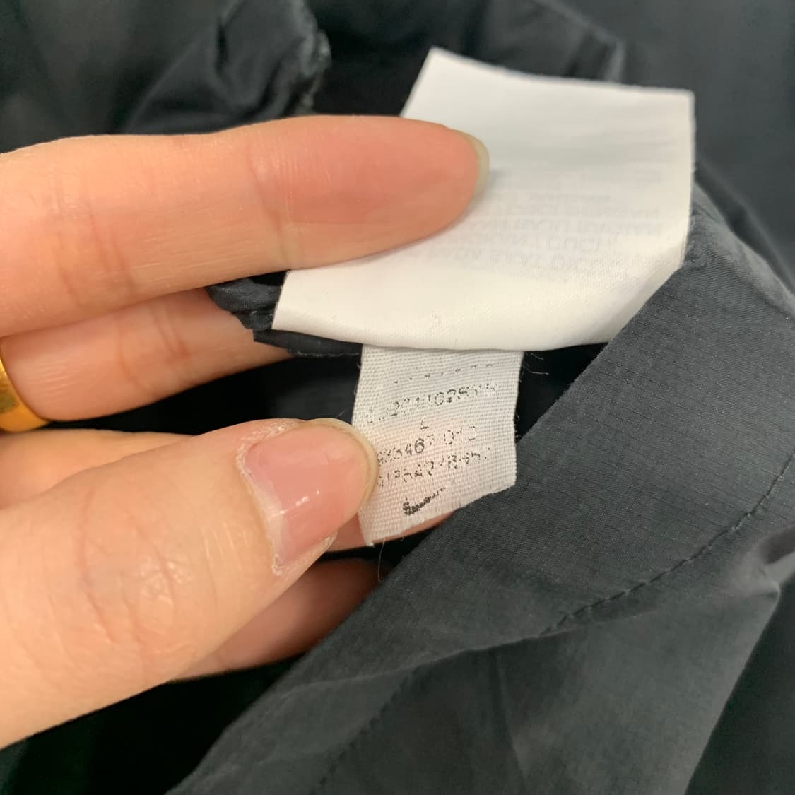 나이키 러닝 블랙 경량 바람막이 상품이미지6