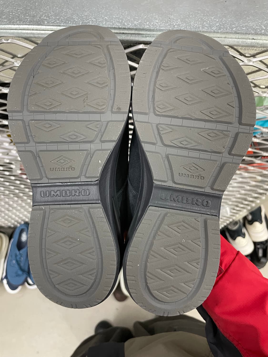 엄브로 피티 v2 230 상품이미지6