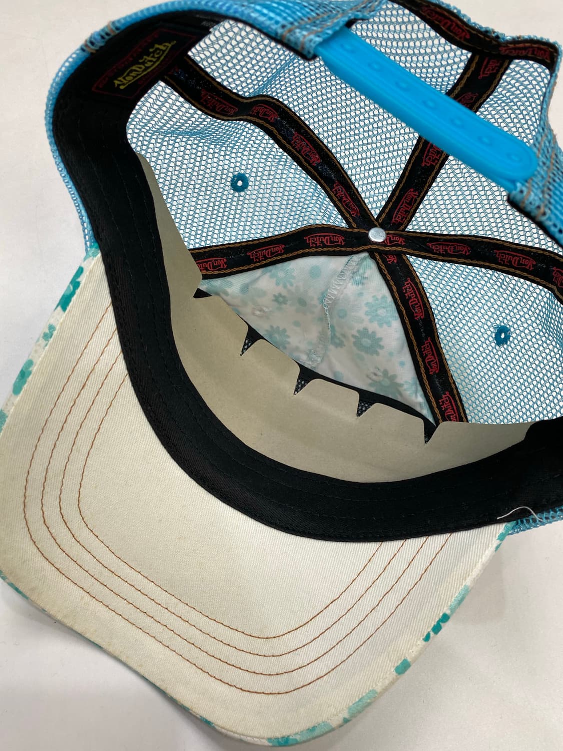 본 더치 90’s 플라워 스티치 메쉬 트러커캡 상품이미지4