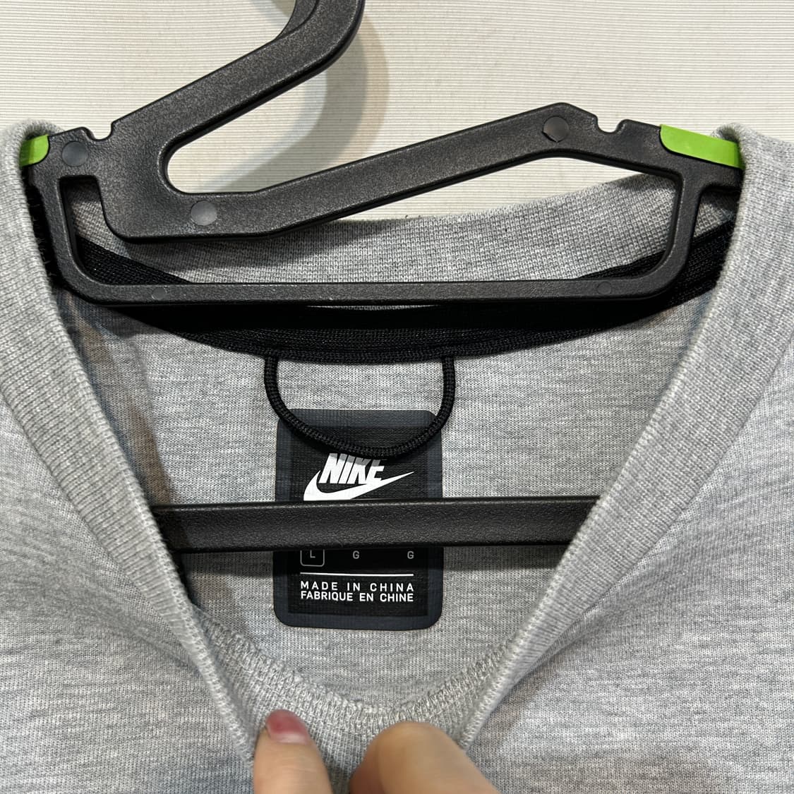 나이키 남성 테크팩 맨투맨 100 상태최상 상품이미지2