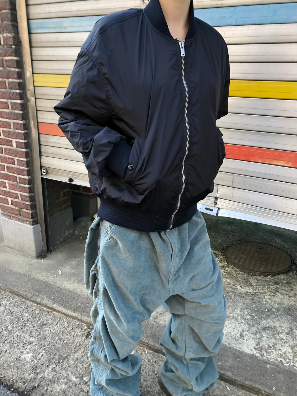 Yoke Gather Quilted Lining Bomber Jacket 상품이미지1