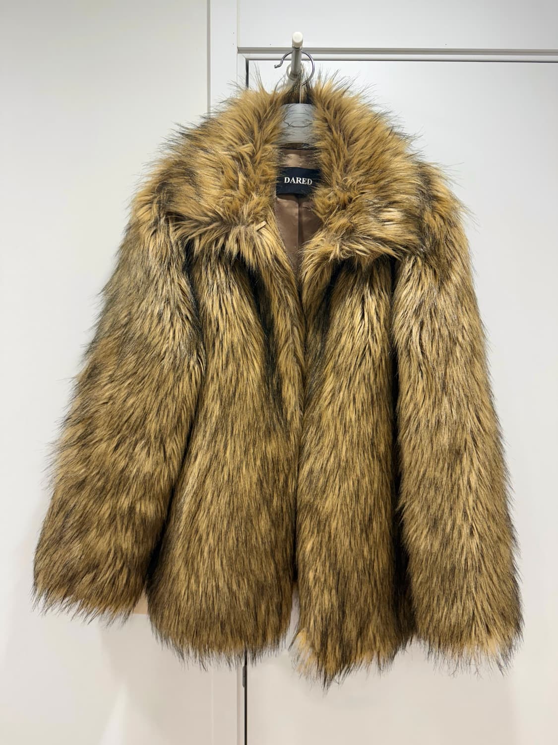 데어드 퍼 자켓 WILD FAUX FUR COAT 상품이미지4