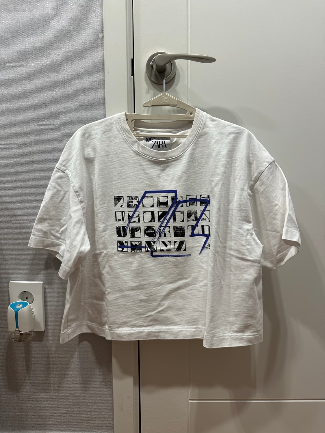 ZARA X ADERERROR 크롭 반팔티 상품이미지1