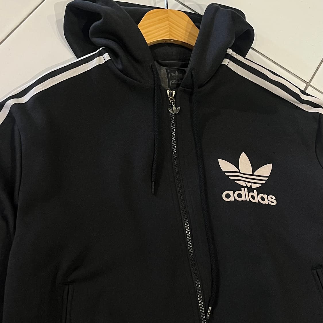 아디다스 블랙 후드 져지 집업 상품이미지2