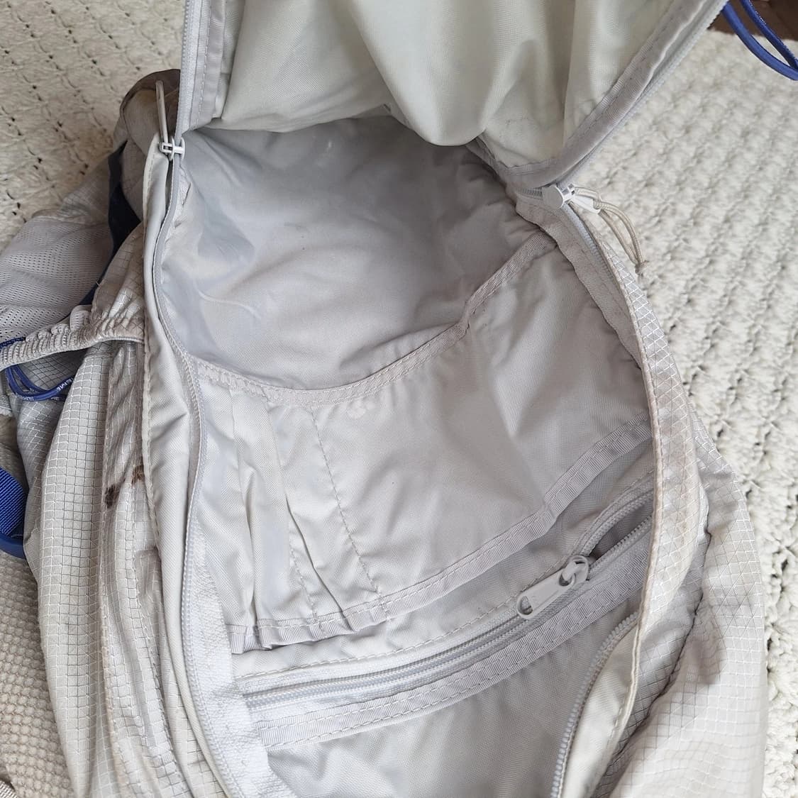 22SS 슈프림 백팩 실버 상품이미지5