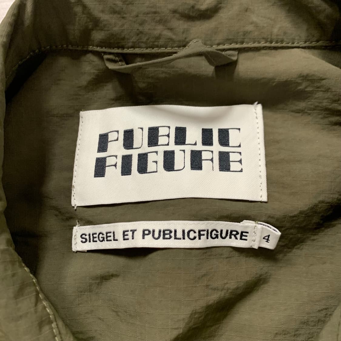 Public figure 상품이미지5