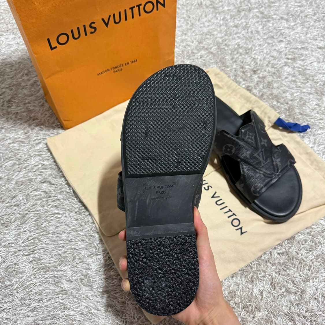 [리오브] 루이비통 모노그램 오아시스 뮬 슬리퍼 상품이미지4