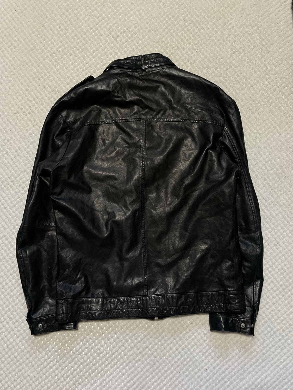 웨스턴 무드 이태리 램스킨 양가죽 절개 포켓 레더 자켓 상품이미지2