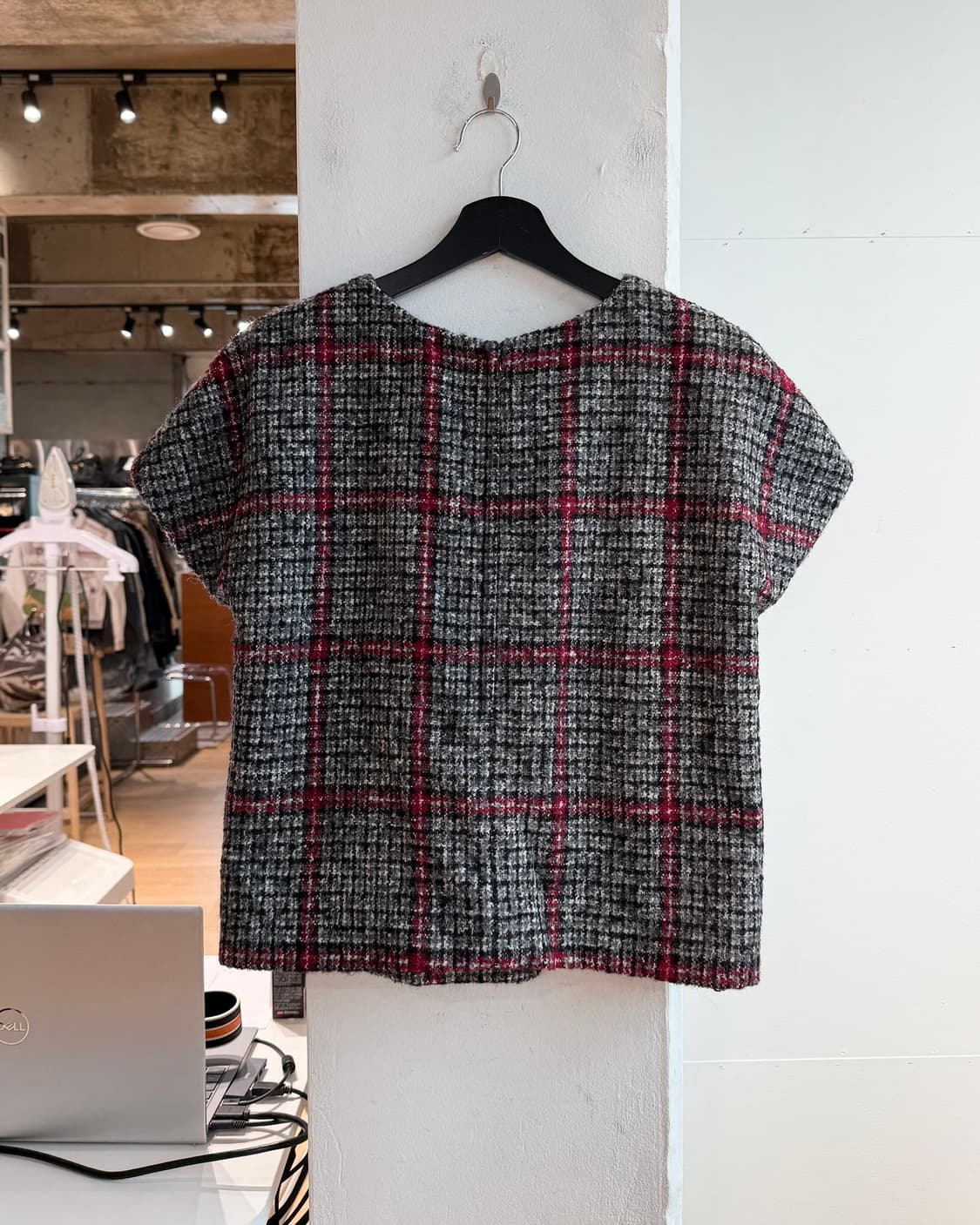 돌체앤가바나 그레이 체크 트위드 하프티 상품이미지7