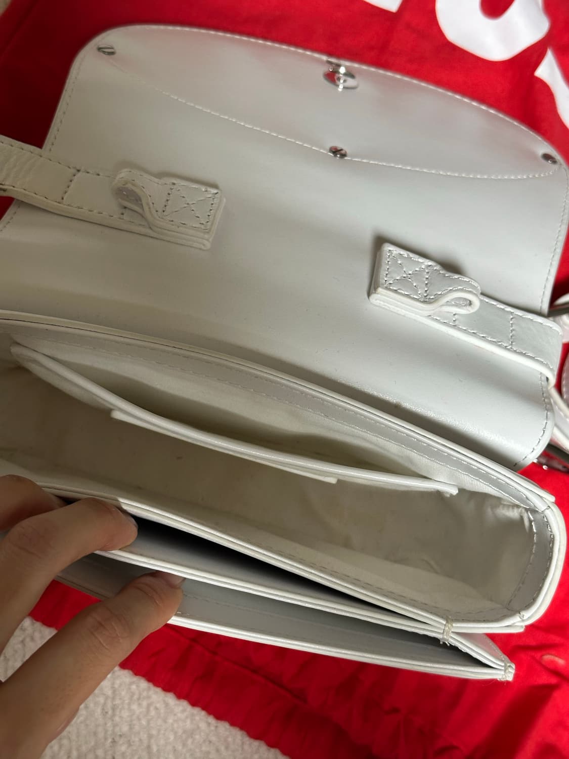 디젤 1DR 숄더백 인 나파 레더 화이트 상품이미지4