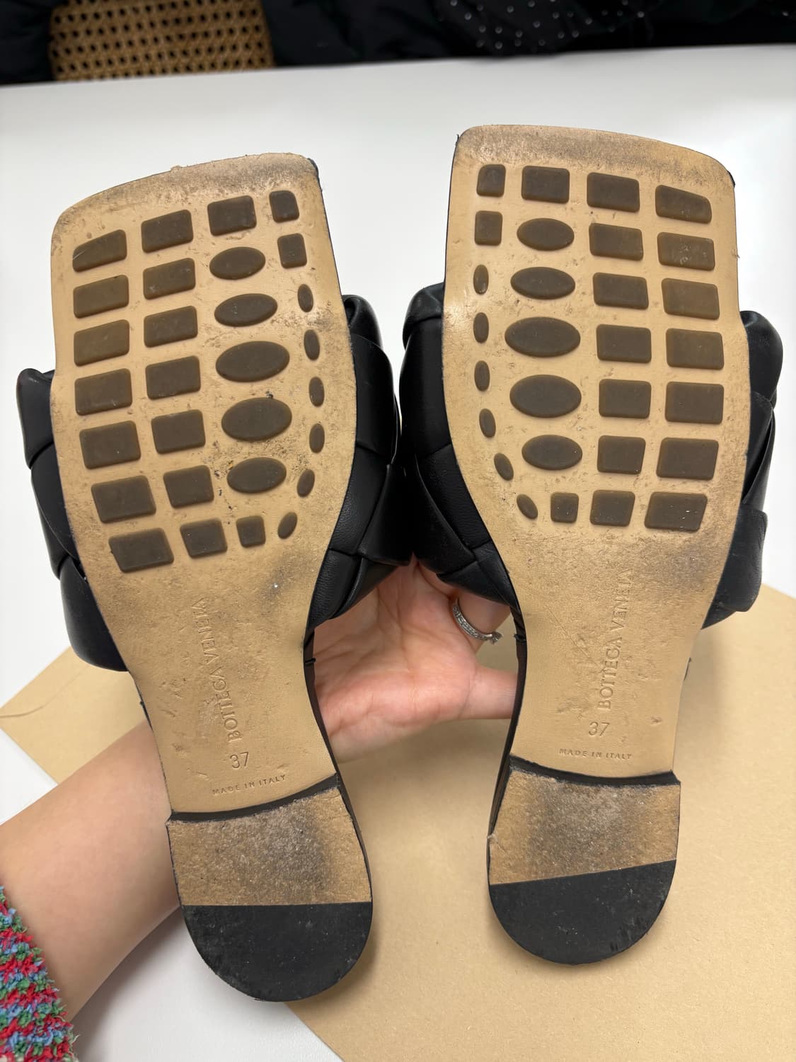 보테가베네타 리도 뮬 37 블랙 상품이미지5