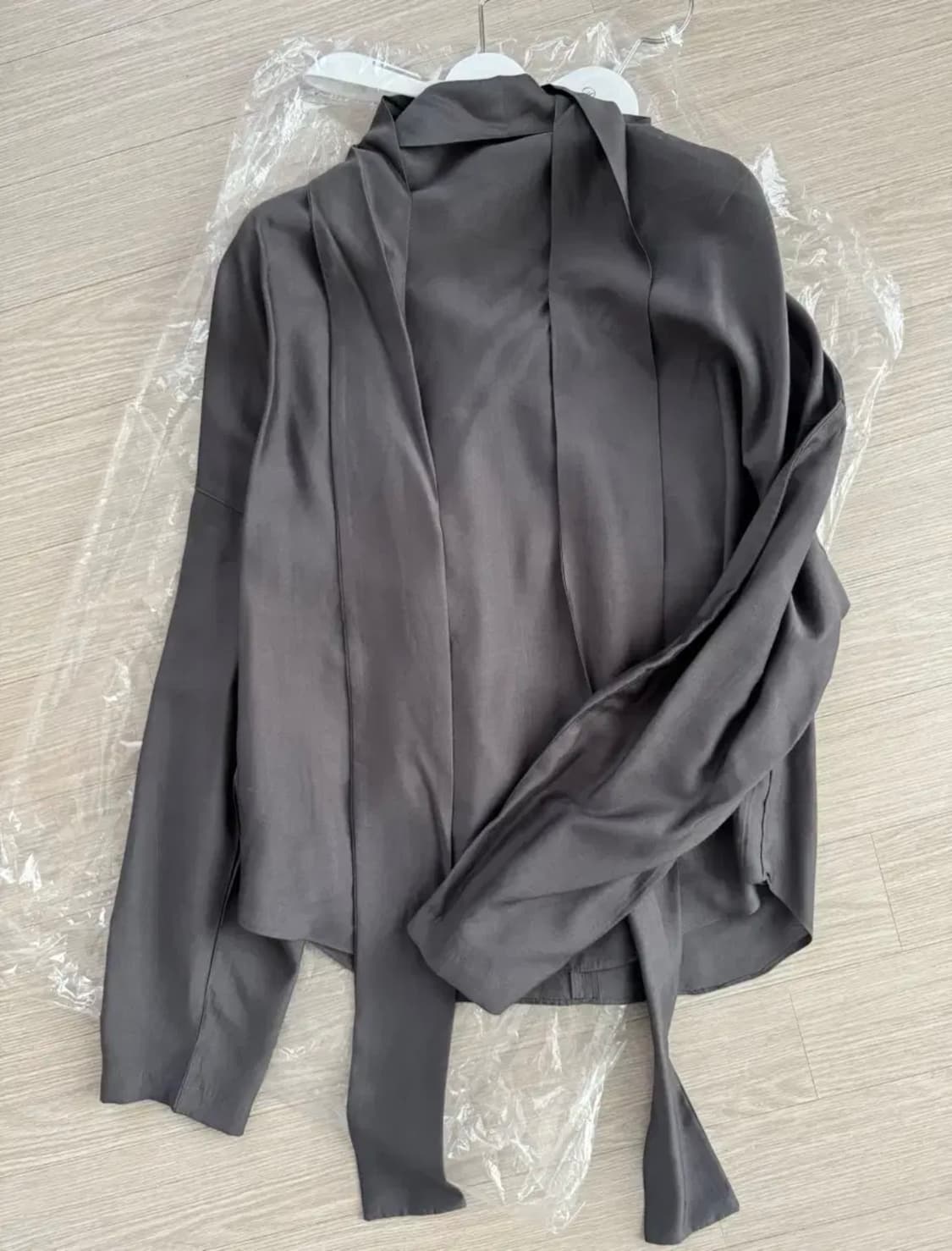 리본빛 소피블라우스 상품이미지2