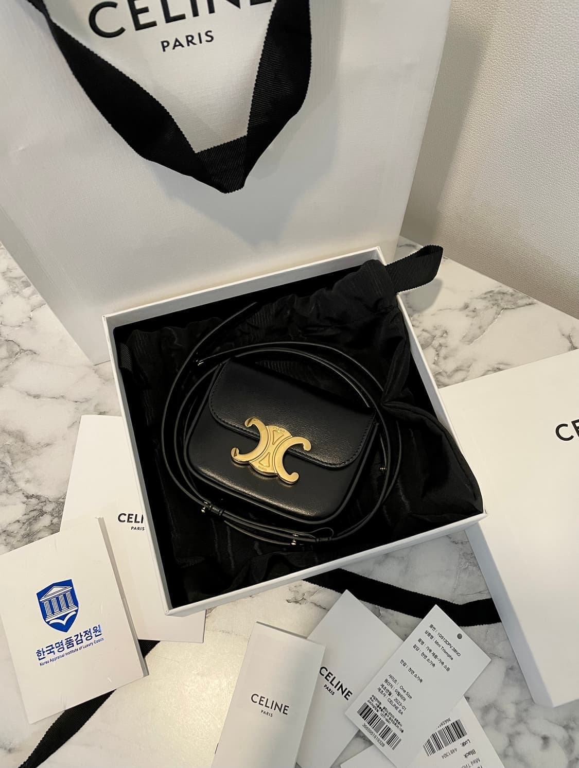 [정품] 셀린느 트리옴프 금장 하드웨어 미니 박스 크로스백 상품이미지1