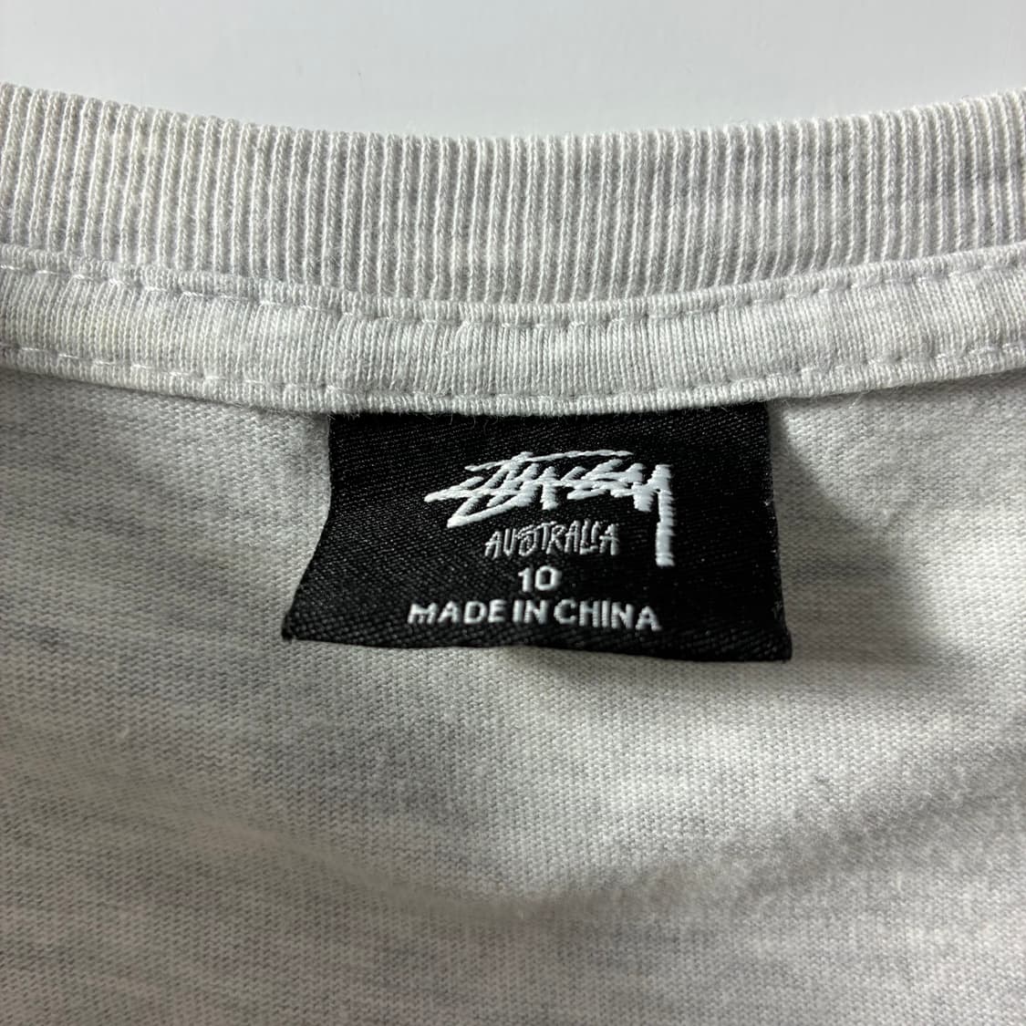 Stussy  스투시 베이직 피그먼트 롱슬리브 그레이 반팔 티셔츠 상품이미지6