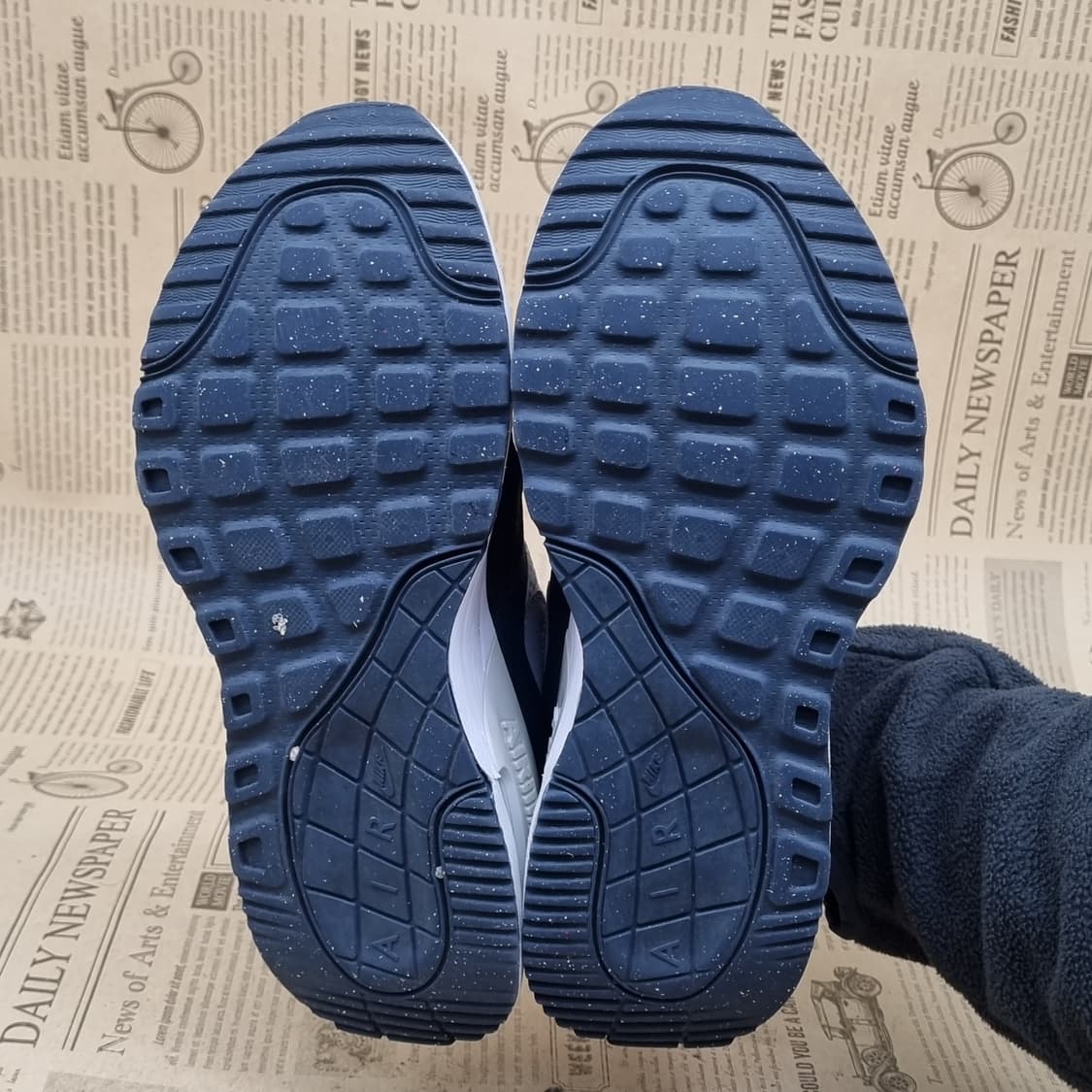 나이키 에어맥스 시스템 여성운동화230 상품이미지3