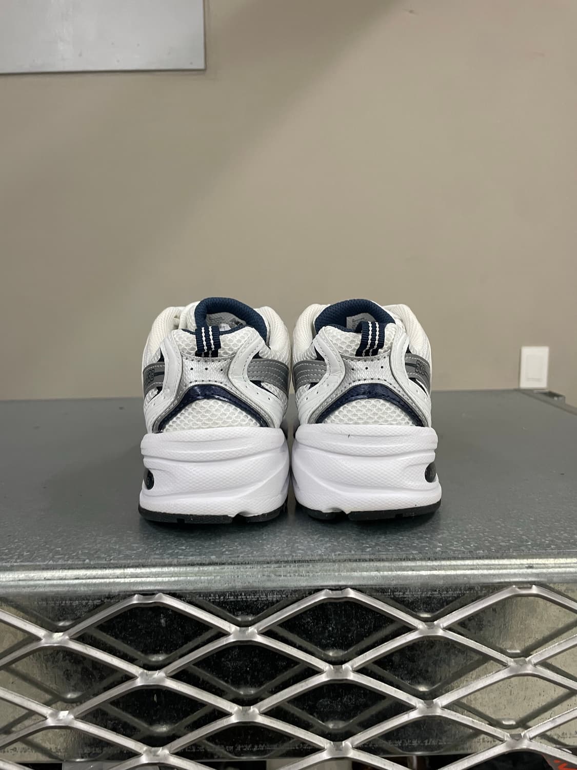 뉴발란스 530 스니커즈 220 상품이미지3