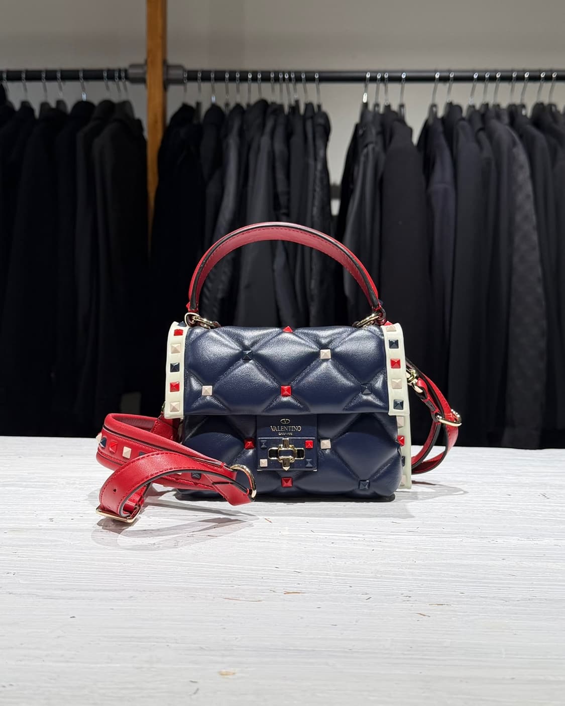 발렌티노 미니 캔디스터드 탑 핸들백 상품이미지1