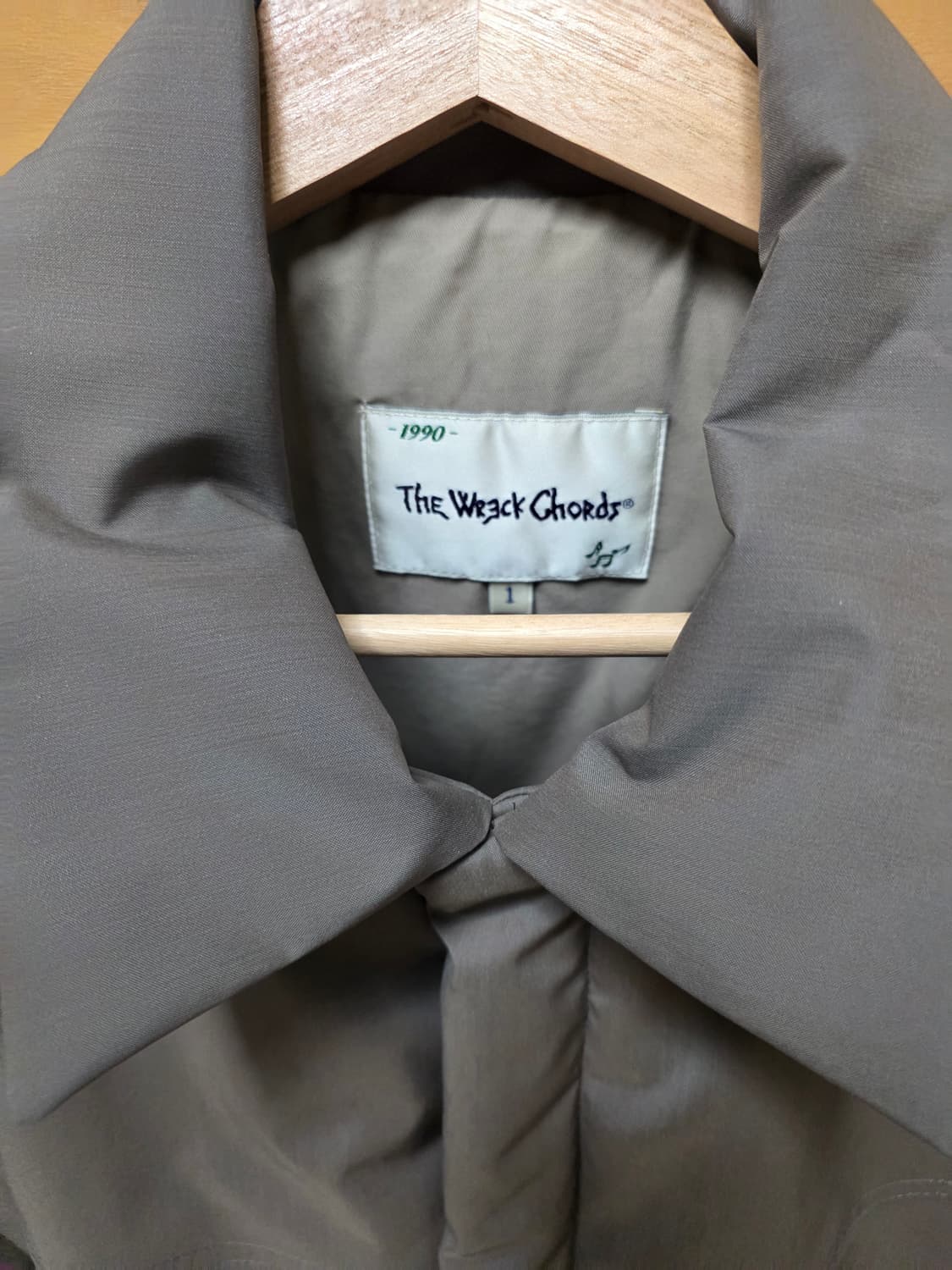 더뤡코즈 패딩 판매합니다  상품이미지2