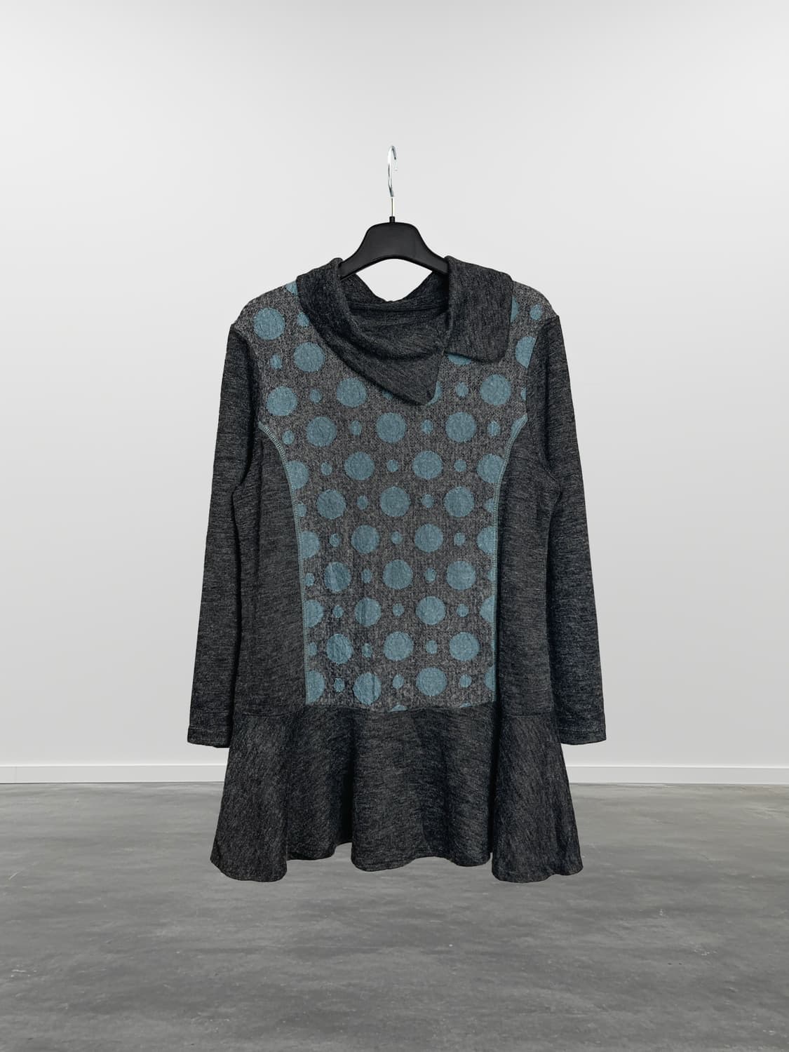 COLZA 디테일 롱 슬리브 상품이미지1