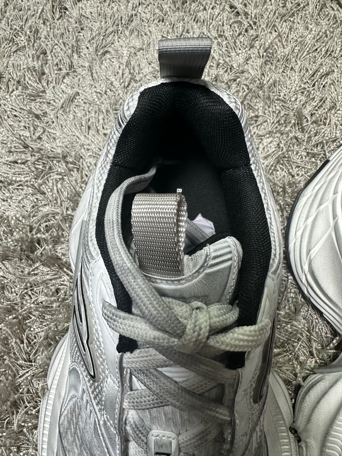 [42] 발렌시아가 10xl 화이트 상품이미지2