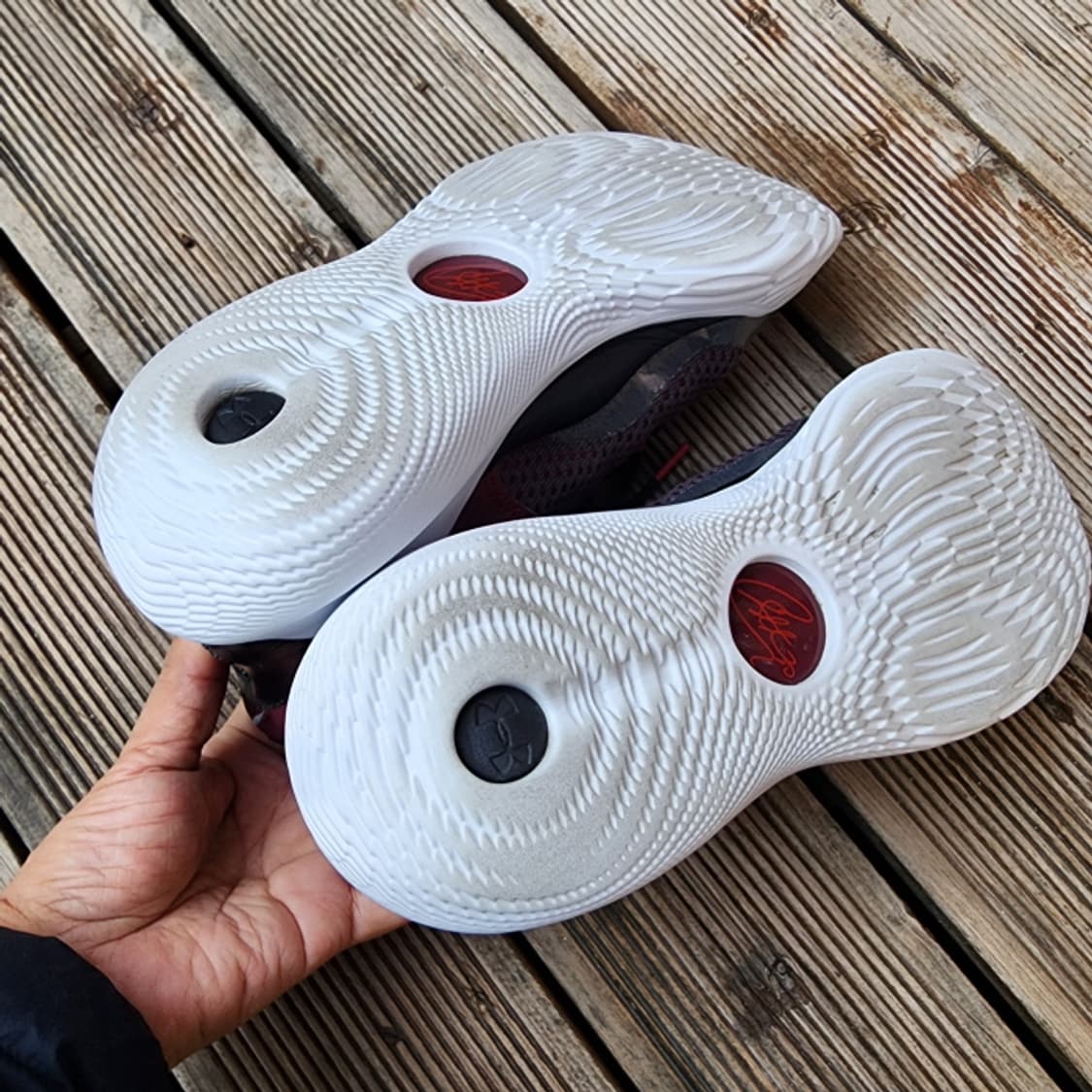 언더아머 curry Art3026616-001 러닝화(270) 상품이미지8