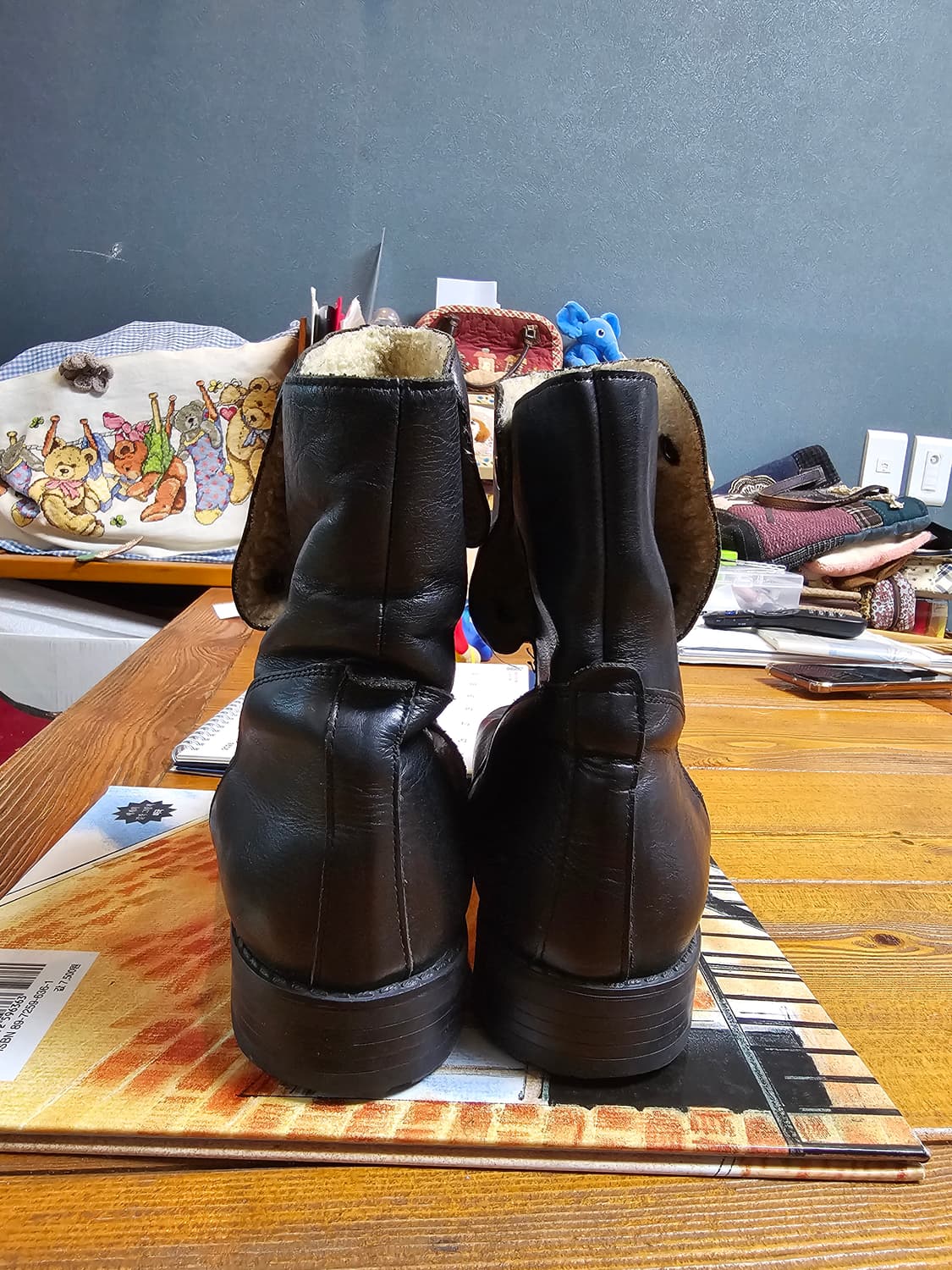 가죽 진짜 좋음! 앵클 부츠 240사이즈 안에 털 있어서 따뜻함 상품이미지3