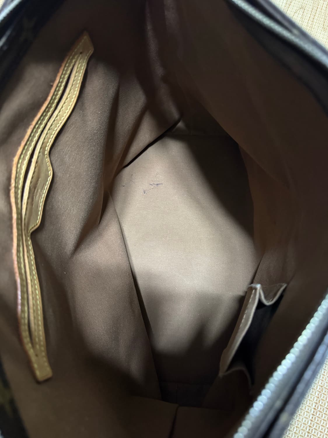 루이비통 모노그램 카바스 메조 숄더백 상품이미지8