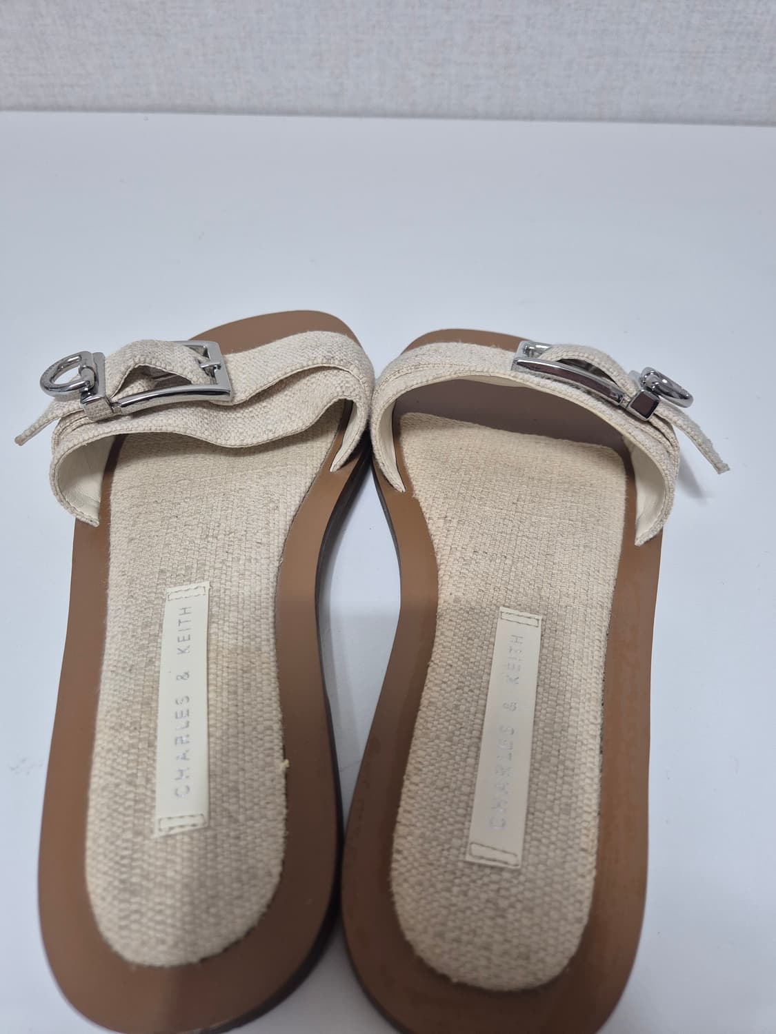 찰스앤키스 리넼 메탈릭버클 슬라이드 상품이미지5