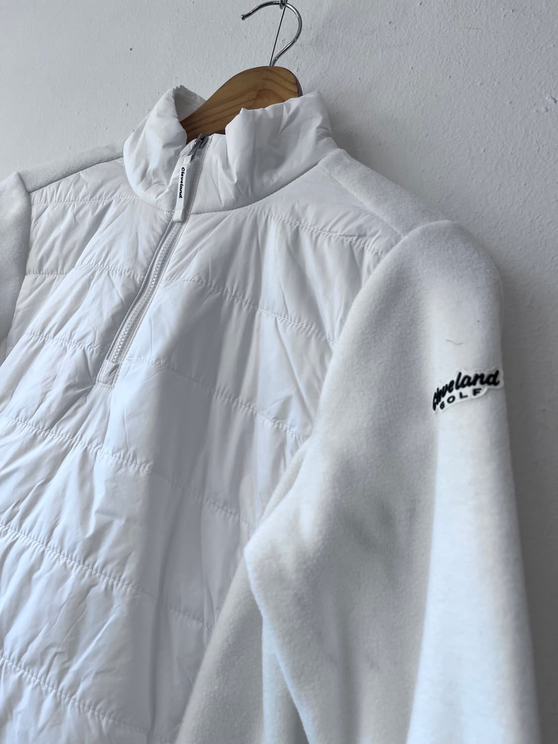 새제품)클리브랜드 여성 플리스반집업티셔츠 S90사이즈 상품이미지4